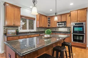 38W550 Callighan Pl, Geneva, IL 60134 - Photo 9