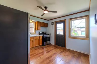 9308 S Troy Avenue, Evergreen Park, IL 60805 - Photo 13