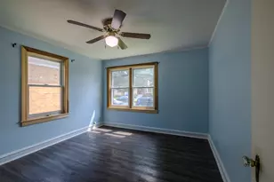 9308 S Troy Ave, Evergreen Park, IL 60805 - Photo 15