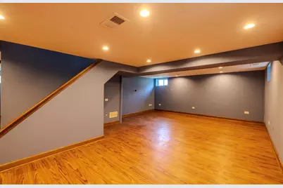 9308 S Troy Avenue, Evergreen Park, IL 60805 - Photo 25