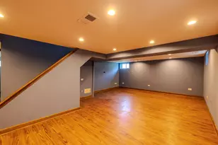 9308 S Troy Ave, Evergreen Park, IL 60805 - Photo 25