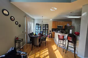 494 Vaughn Cir, Aurora, IL 60502 - Photo 9