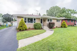 18515 Oakley Ave, Lansing, IL 60438 - Photo 1