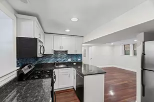 1918 W Cullom Ave, Chicago, IL 60613 - Photo 3