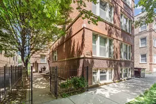 1918 W Cullom Ave, Chicago, IL 60613 - Photo 13