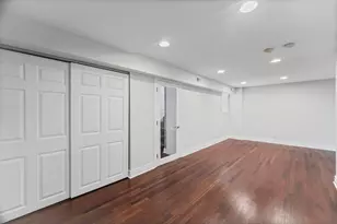 1918 W Cullom Ave, Chicago, IL 60613 - Photo 11
