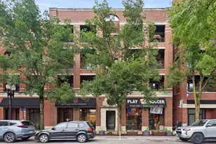 4717 N Clark St, Chicago, IL 60640 - Photo 1