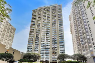 5733 N Sheridan Road #6C, Chicago, IL 60660 - Photo 1