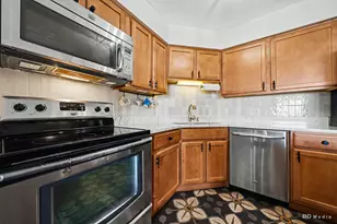 6033 N Sheridan Rd, Chicago, IL 60660 - Photo 13