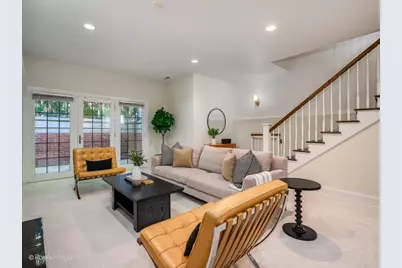1912 N Hoyne Avenue, Chicago, IL 60647 - Photo 25