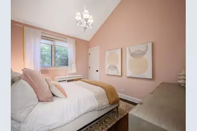 1912 N Hoyne Avenue, Chicago, IL 60647 - Photo 19