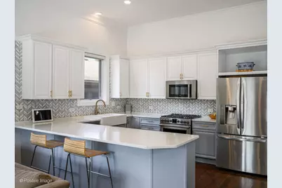 1912 N Hoyne Avenue, Chicago, IL 60647 - Photo 11