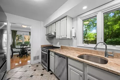 [Address not provided], Libertyville, IL 60048 - Photo 7