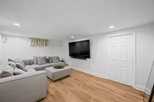 [Address not provided], Libertyville, IL 60048 - Photo 13