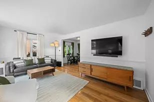 [Address not provided], Libertyville, IL 60048 - Photo 3