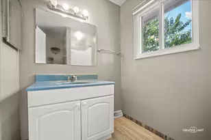 772 Circle Dr, Roselle, IL 60172 - Photo 11