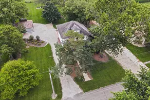 106 S Pine St, Buckley, IL 60918 - Photo 11