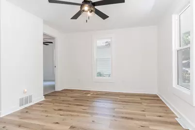 529 E Timber Street, Pontiac, IL 61764 - Photo 11