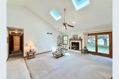 1024 Burke Court, Naperville, IL 60563 - Photo 5