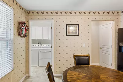 604 S Curran Road, Round Lake, IL 60073 - Photo 15