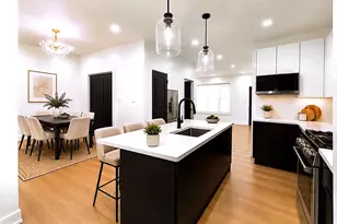 4346 W Gladys Ave, Chicago, IL 60624 - Photo 5