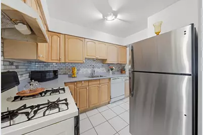 4827 W 109th Street #101, Oak Lawn, IL 60453 - Photo 9