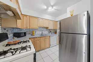 4827 W 109th St, Oak Lawn, IL 60453 - Photo 9