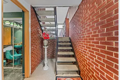 9055 Kenton Avenue, Skokie, IL 60076 - Photo 19
