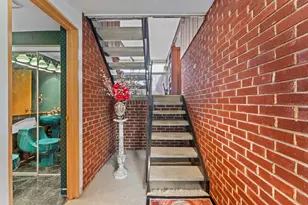9055 Kenton Ave, Skokie, IL 60076 - Photo 19