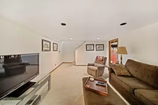 1725 Monmouth Pl, Downers Grove, IL 60516 - Photo 23