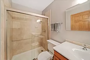 1725 Monmouth Pl, Downers Grove, IL 60516 - Photo 21