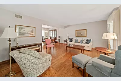 1725 Monmouth Place, Downers Grove, IL 60516 - Photo 5