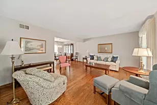 1725 Monmouth Pl, Downers Grove, IL 60516 - Photo 5