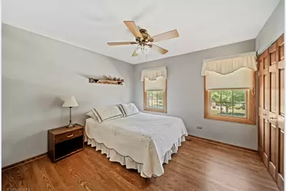 1725 Monmouth Place, Downers Grove, IL 60516 - Photo 19