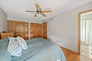 1725 Monmouth Pl, Downers Grove, IL 60516 - Photo 17