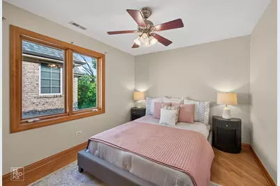 1017 E Red Oak Street, Addison, IL 60101 - Photo 29