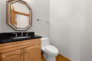 1017 E Red Oak St, Addison, IL 60101 - Photo 23
