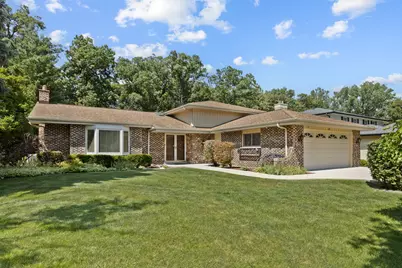 387 Woodlane Court, Wood Dale, IL 60191 - Photo 1