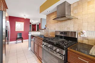 40 N Tower Road N #6N, Oak Brook, IL 60523 - Photo 9
