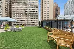 655 W Irving Park Rd, Chicago, IL 60613 - Photo 21