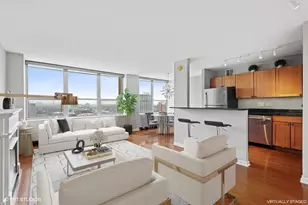 655 W Irving Park Rd, Chicago, IL 60613 - Photo 3