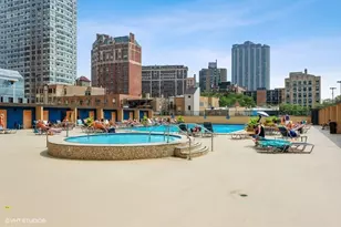 655 W Irving Park Rd, Chicago, IL 60613 - Photo 19