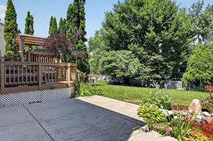 1213 Saratoga Dr, Carol Stream, IL 60188 - Photo 27