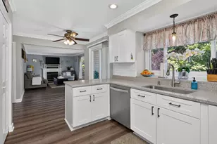 1213 Saratoga Dr, Carol Stream, IL 60188 - Photo 9