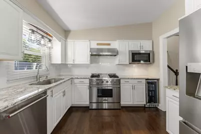 15W621 Diversey Avenue, Elmhurst, IL 60126 - Photo 9