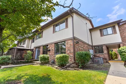 7348 Winthrop Way #1, Downers Grove, IL 60516 - Photo 1