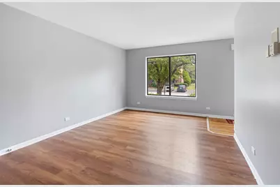7348 Winthrop Way #1, Downers Grove, IL 60516 - Photo 5