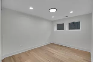 4036 W Warwick Ave, Chicago, IL 60641 - Photo 39