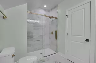 4036 W Warwick Ave, Chicago, IL 60641 - Photo 23