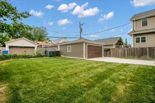 4036 W Warwick Ave, Chicago, IL 60641 - Photo 47